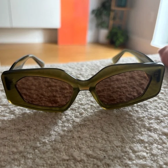Lele Sadoughi Melrose Sunglasses (green) Lele Sadoughi Sunglasses Leopard Downtown Cat - Eye NWT  main image 3